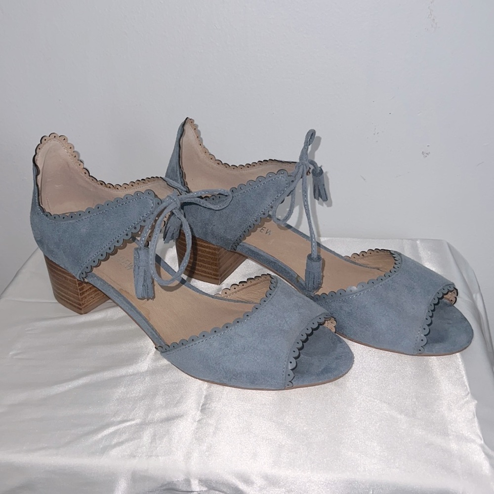 Chelsea Crew from ModCloth Dusty Blue Sandals Size 38